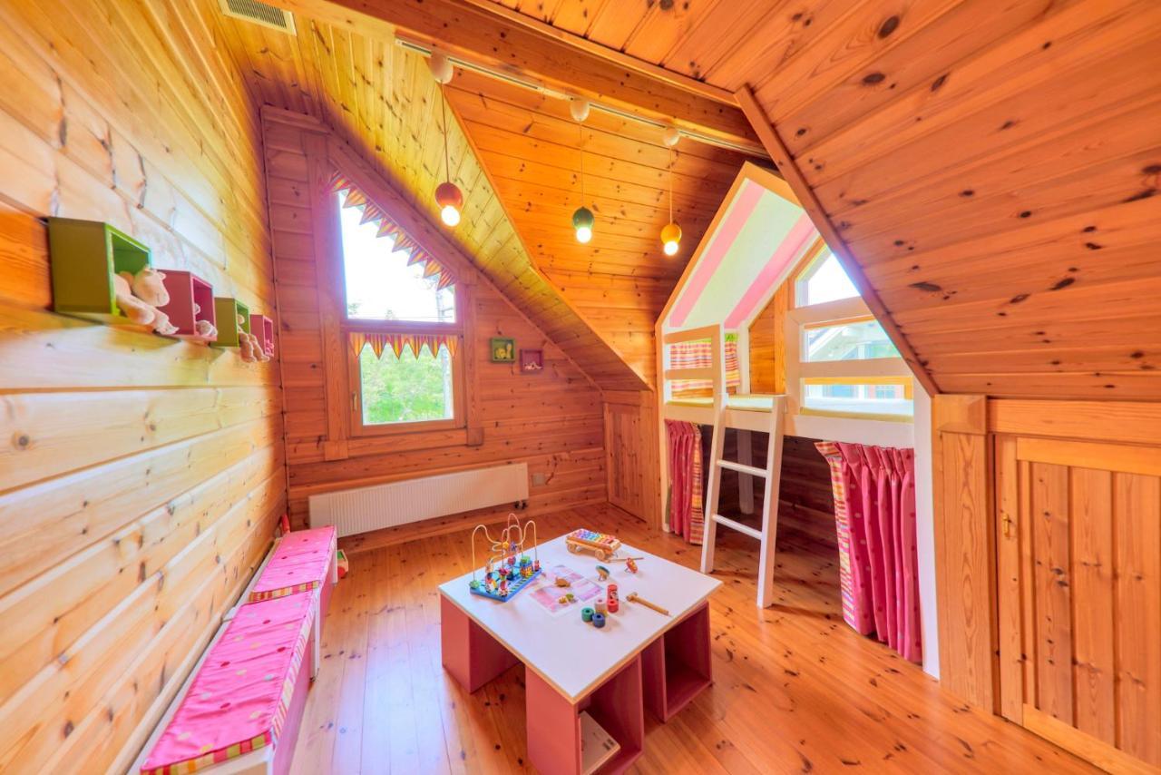 First Villa Яманакако Екстер'єр фото